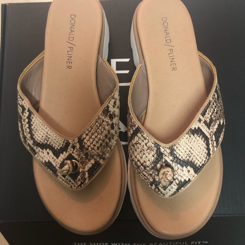 Donald Pliner sandals